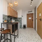 Apartamento Metro Onz Apartment/warsaw *