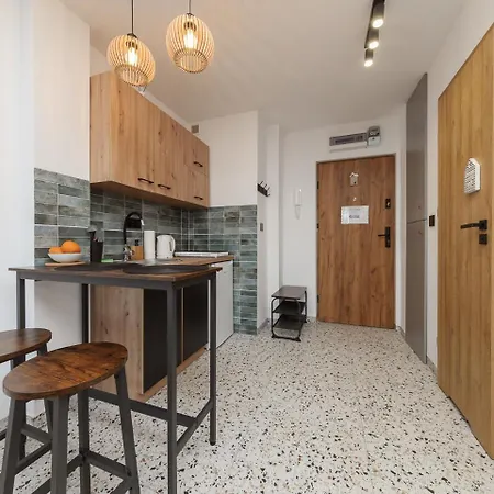 Daire Metro Onz Apartment/warsaw *