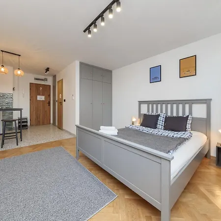 Metro Onz Apartment/warsaw Apartman *
