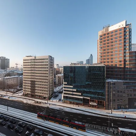 Metro Onz Apartment/warsaw Daire *